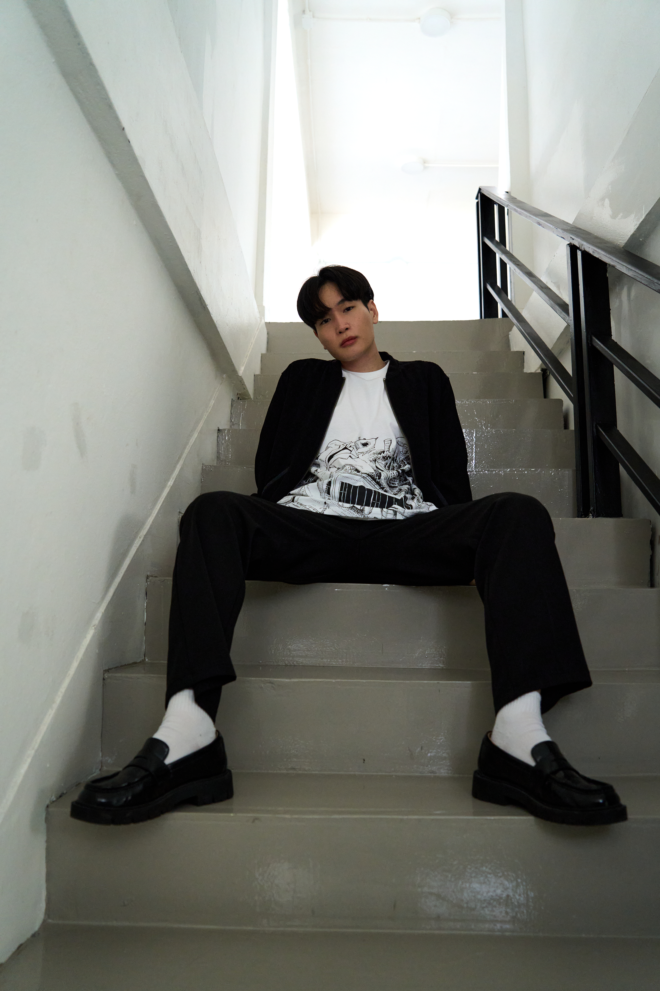 oh my pop business fish T-shirt